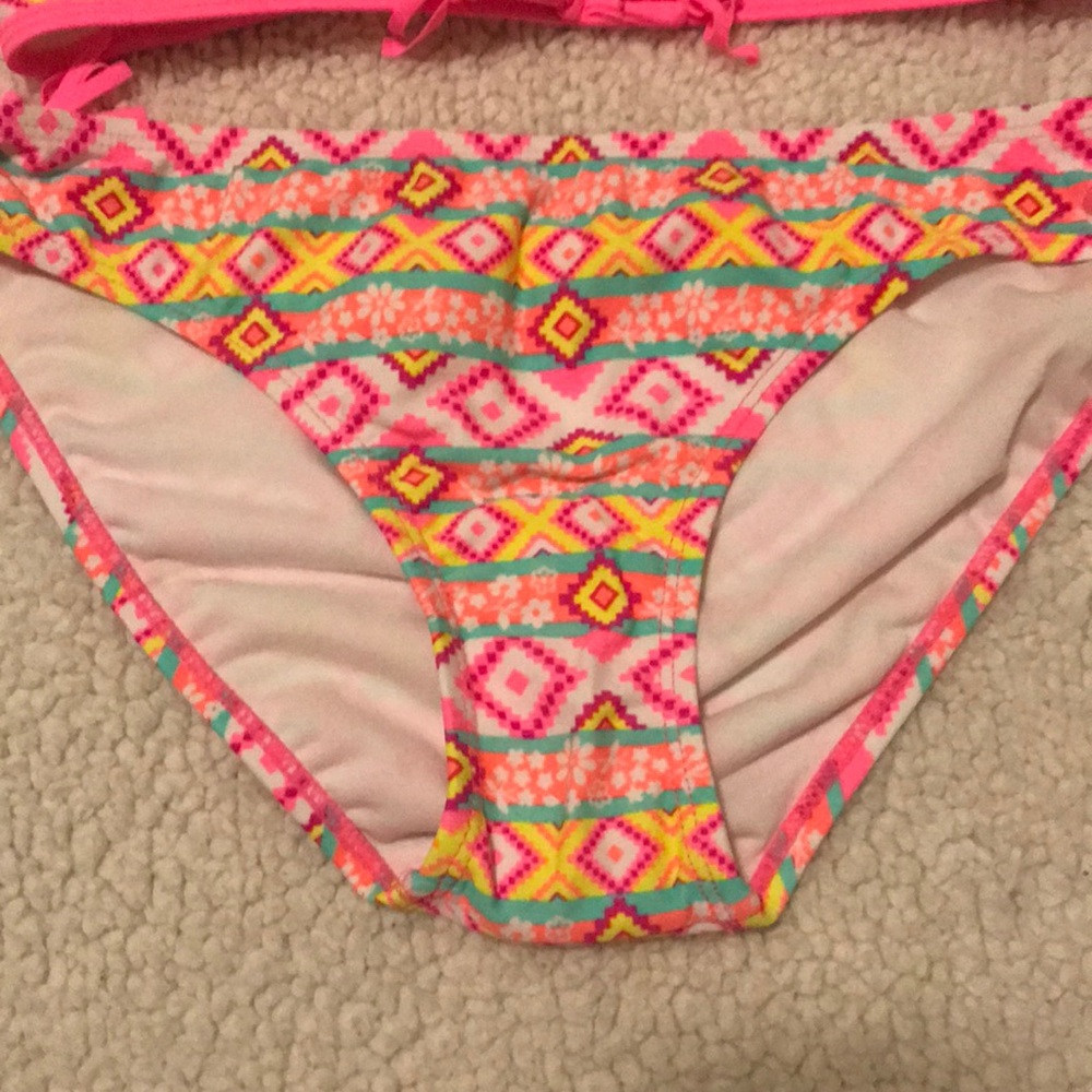👙 👙 Bikini 👙 👙 - Picture 2 of 3